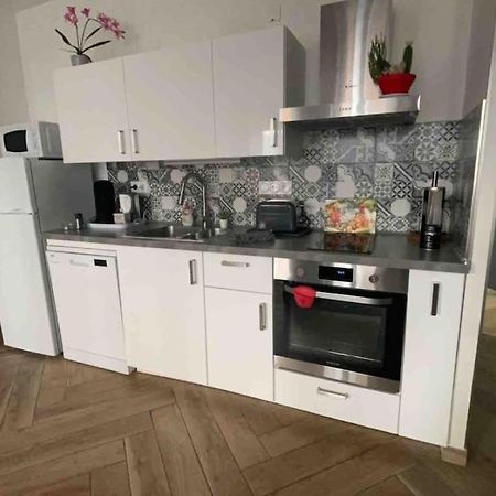 F2 Rez de Chaussée Ô meublé de Pithiviers Esterno foto
